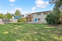 Brighton Retreat (Walk to Metro) Hotels near Link Light Rail - Tukwila Station