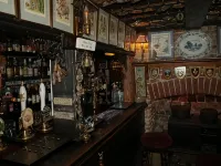 The Olde Windmill Inn - bar