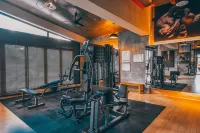 Cube 8teens by Nest Home - Gym