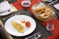 Surya Heritage Hotels - servizio colazione