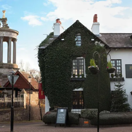 Brig o' Doon House Hotel Отели рядом с достопримечательностью «Библиотека Карнеги»