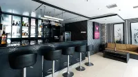 Hotel Arjuna Yogyakarta - Quầy Bar