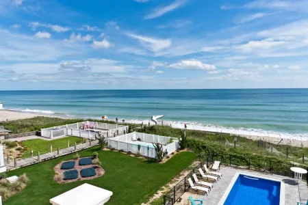 Oceanfront Escape - Elevator, Pool, Hot tub, Internet, Grill