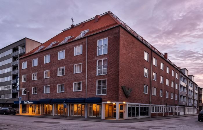 Hotel Amadeus by First