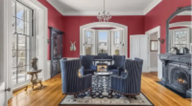 เดอะ แฮมิลตัน ฮอปปิ้น เฮาส์