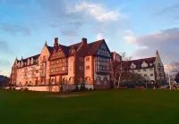 Montauk Manor Hotels in Montauk