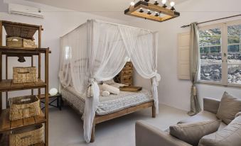 Rock Villas Complex - Private Luxe Top Retreat - Castle and Sea View