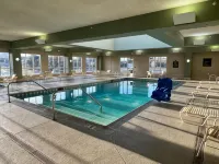 La Quinta Inn & Suites by Wyndham Bannockburn-Deerfield Hotels in Highland Park