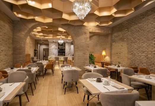 호텔 조식 및 서비스