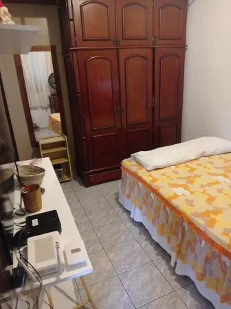 Family home Отели рядом с достопримечательностью «Praia do Boqueirao»