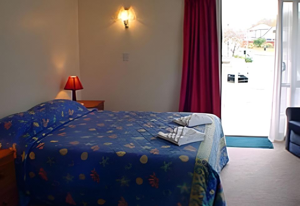 레이스웨이 모텔 객실