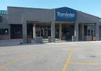 Travelodge by Wyndham Lincoln Northeast Hotels in Lincoln