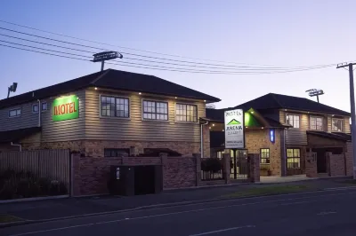Arena Court Motel Hotels in Whitiora