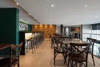 Ibis Styles Belem Nazare - พร้อมอาหารเช้า