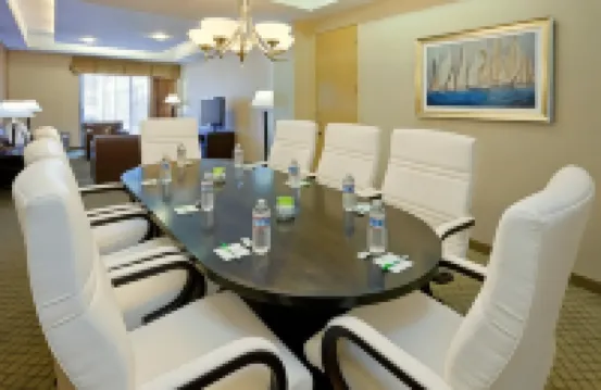 Armoni Inn and Suites
