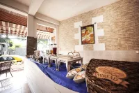 Lotus Friendly Hotel