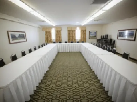 Super 8 by Wyndham Drayton Valley Hotels in Drayton Valley