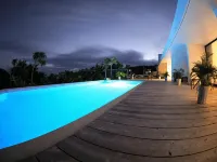 Blue Suites Hanamuro - Beach
