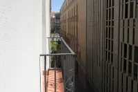Hostal Operaramblas - Guest houses