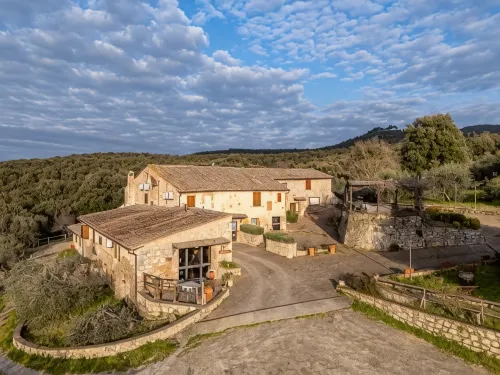 Antico Borgo Poggiarello Hotels in Monteriggioni