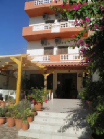 ギャラクシアス スタジオス