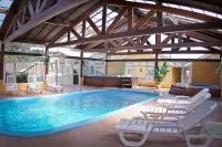 Sky Ville Hotel Canela - Swimmingpools