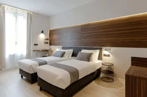 Aiello Hotels - Centrale - Pensions
