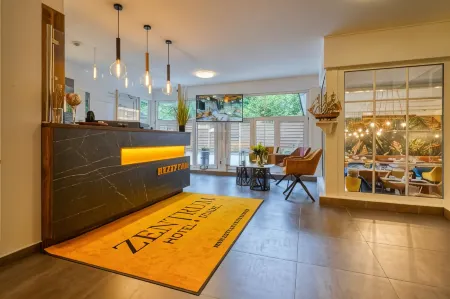 Zentrum Hotel Stade Отели в г. Харзефельд