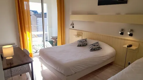Hotel de France in Saintes
