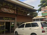 Flory's Inn Hotels in Liloan