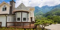 Jecheon Happy Place Pension Hotels near Woraksan