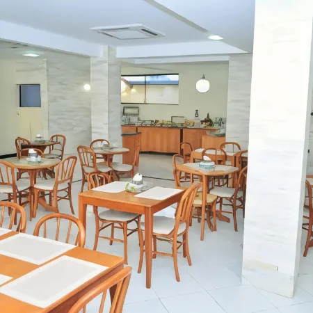 Via Mar Praia Hotel Отели в г. Аракажу