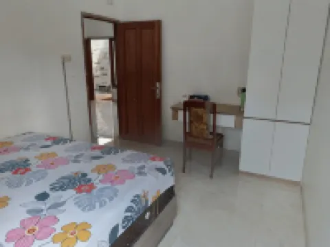 PH Homestay Unit Coklat Hotels in West Pekalongan