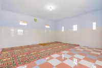 RedDoorz Syariah @ Tambak Mekar Street Subang Hotel a Subang