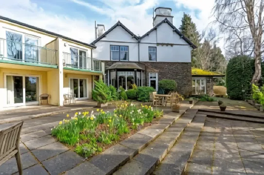 Burn How Garden Hotel - Bowness on Windermere