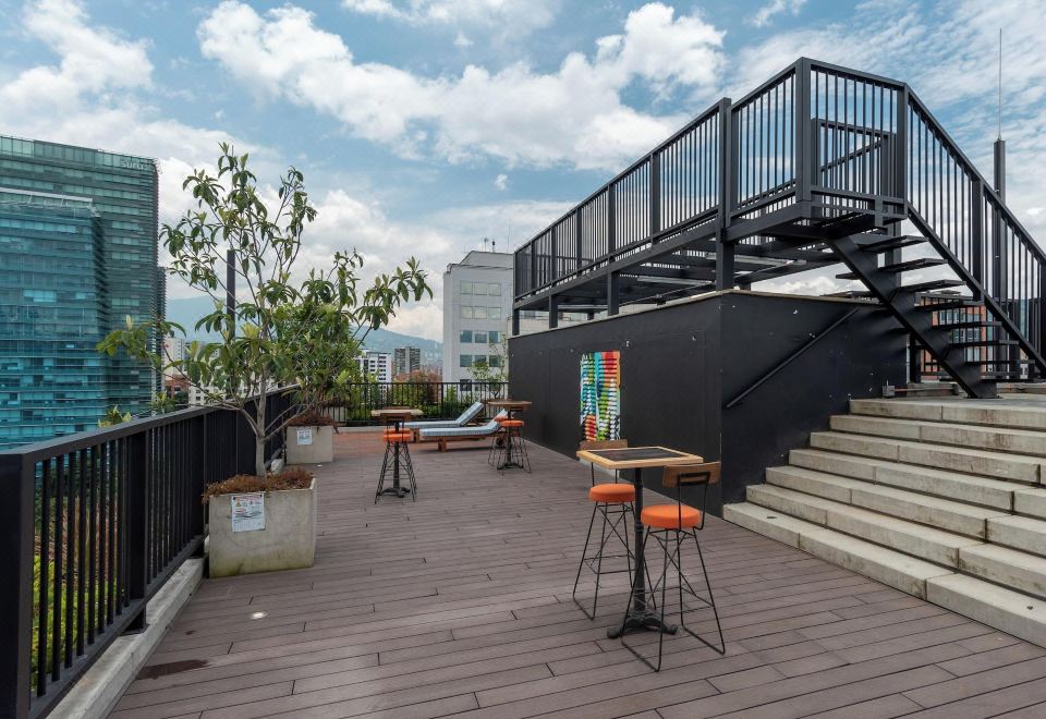 Sayaji Hotel Over view