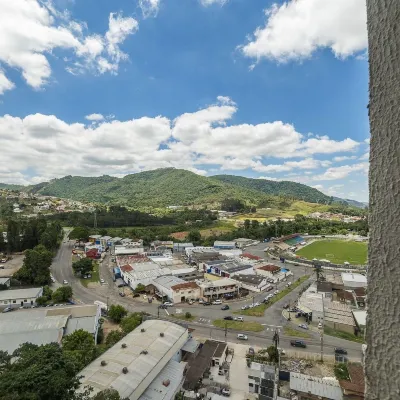 Apt in Condo w/ Pool and Gym Rgk1202 Hotels near Cascata da Luz