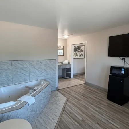 Harmony Inn and Suites