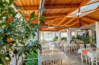 Aleksander ApartHotel - Homestay