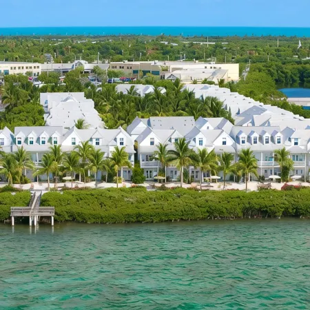Parrot Key Hotel & Villas
