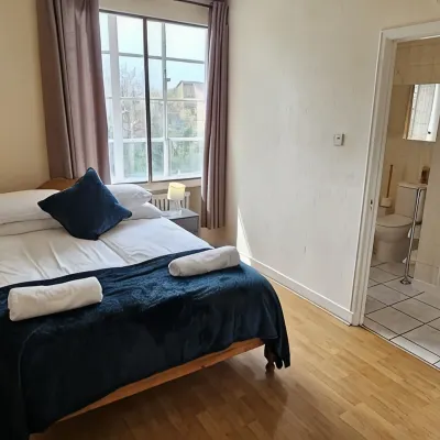 Brondesbury Apartment Hotels near Cricklewood