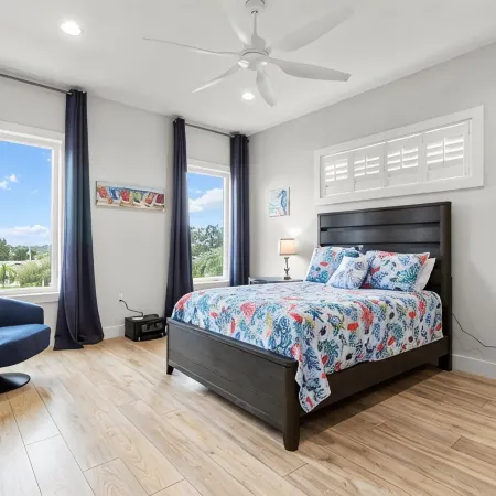 Coastal Manatee Escape - Lovely 4-BR home on a canal in peaceful Crystal River