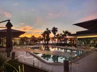 Comfort Suites - Sea View