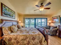 Waterfront condo with easy water access to world class fishing and sightseeing. Hotels in Bokeelia
