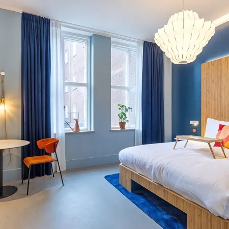 VIE Via - Your Hotel