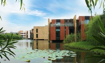 Phoenix Hotspring Resort
