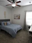 Beautiful, Cozy  and Airy Retreat with Lots of Character - NO CLEANING FEE - balcony