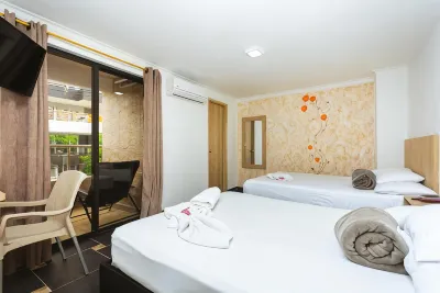 Hotel Colores Boutique Отели в г. 