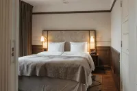 Home Hotel Amanda Hotels in 