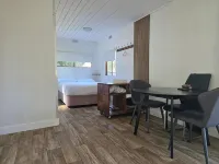 Traralgon Holiday Village Hotels in Traralgon